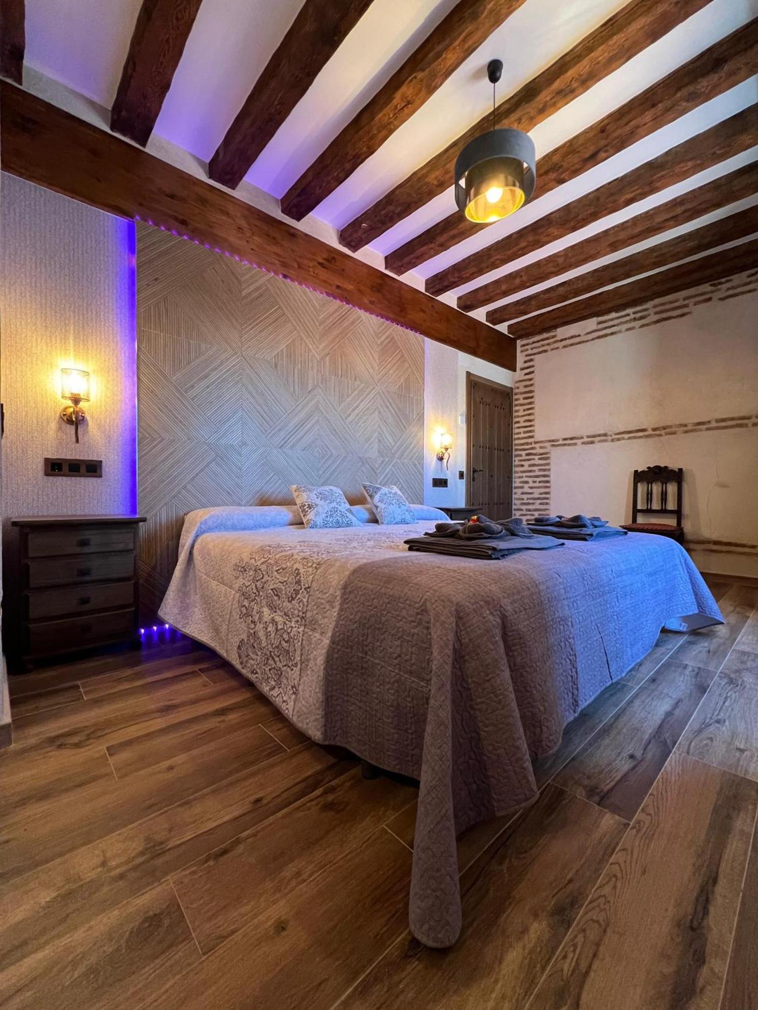 Casa Rural El Torreon Fontiveros Δωμάτιο φωτογραφία