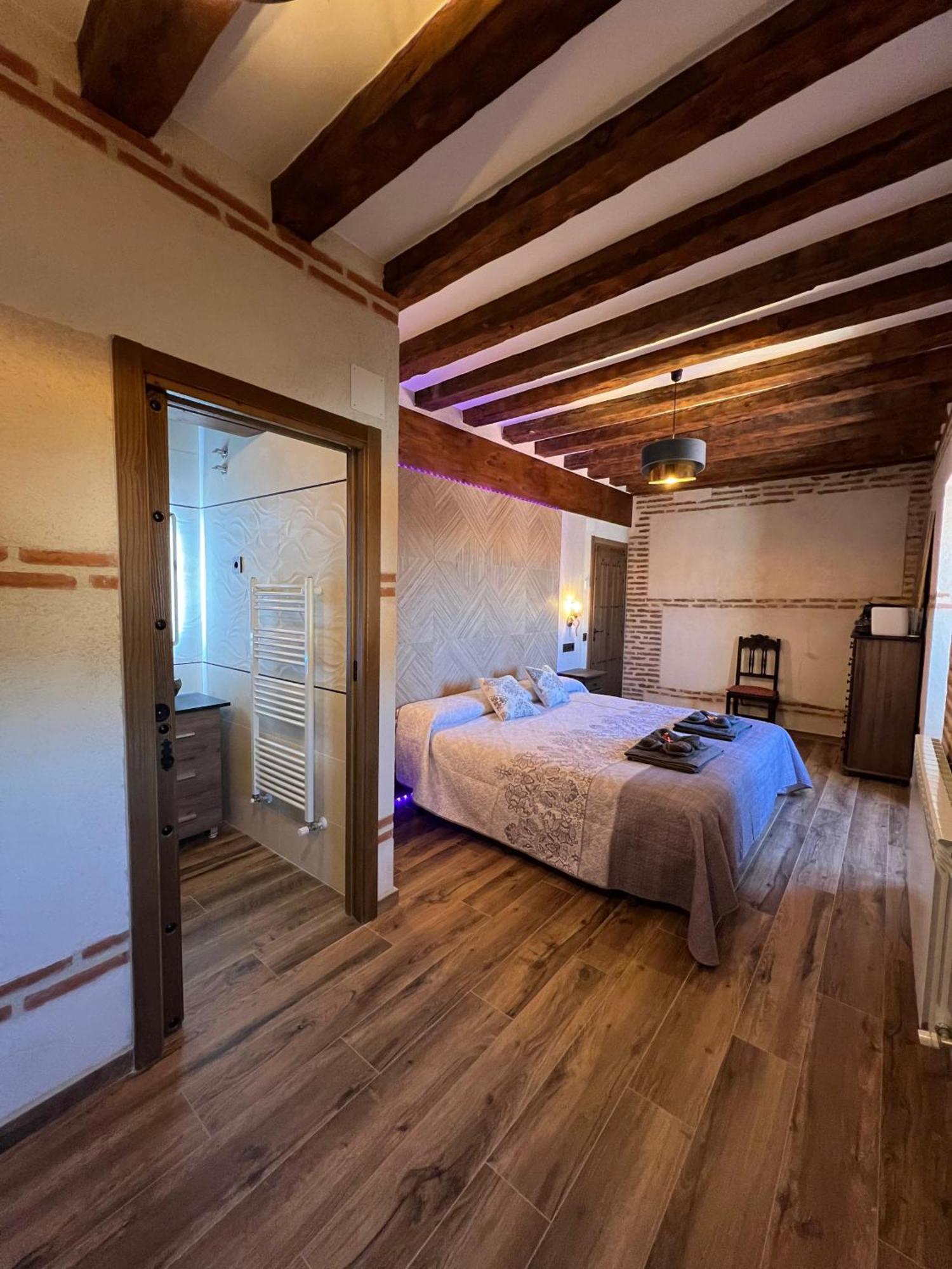 Casa Rural El Torreon Fontiveros Δωμάτιο φωτογραφία