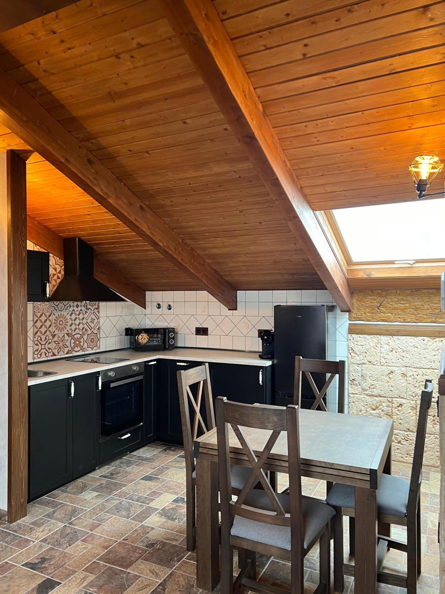 Casa Rural El Torreon Fontiveros Δωμάτιο φωτογραφία