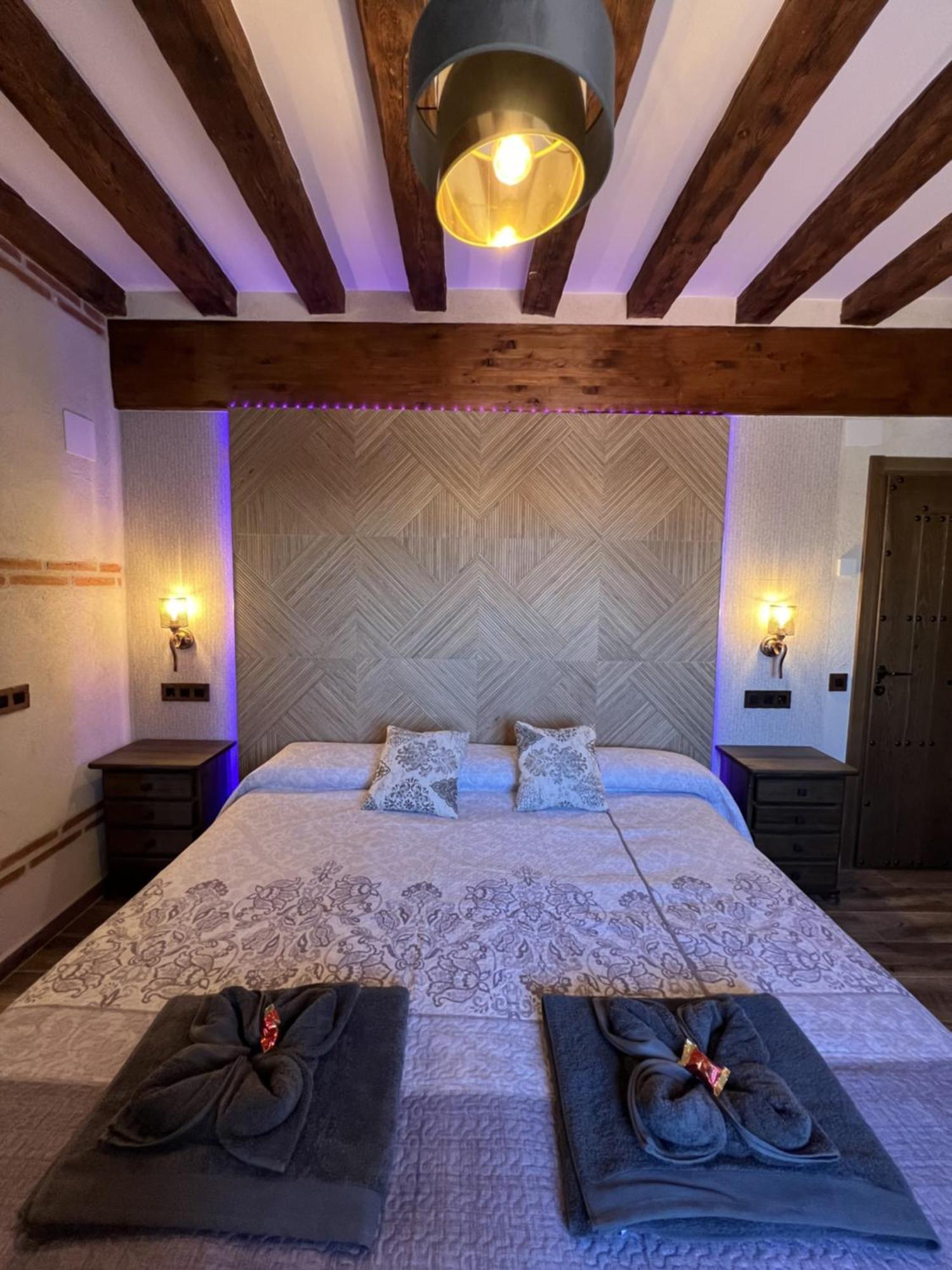 Casa Rural El Torreon Fontiveros Δωμάτιο φωτογραφία